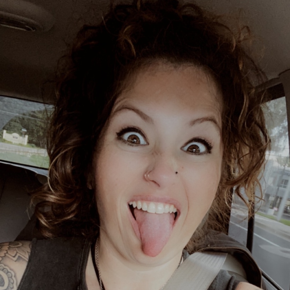 Meet your Posher, Jasmine